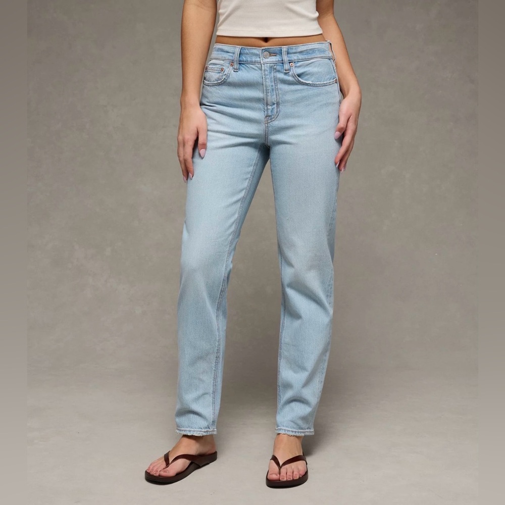 American Eagle AE Stretch Super High-Waisted Straight Jean